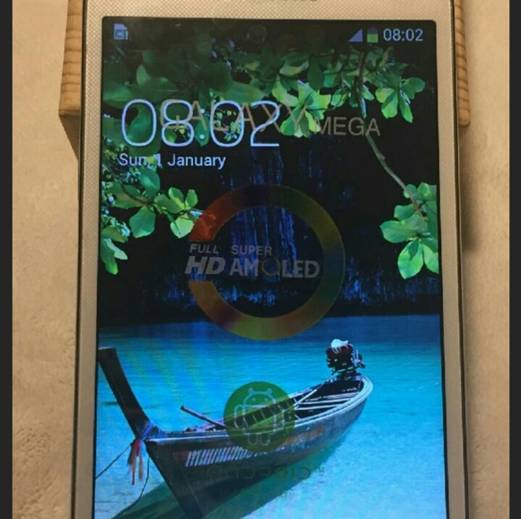Samsung Galaxy Mega 5.8 in screen - Picture 3 of 4